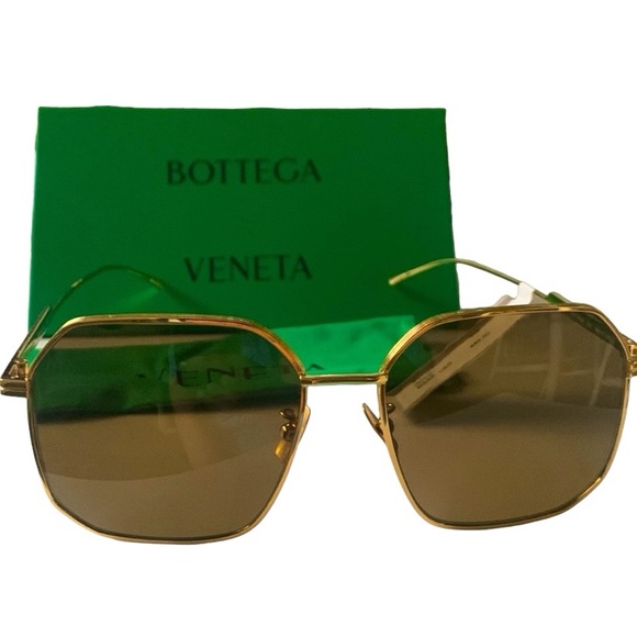 Bottega Veneta Bundle Sunglasses NEW With Tags with, box, brochures etc - Picture 3 of 15